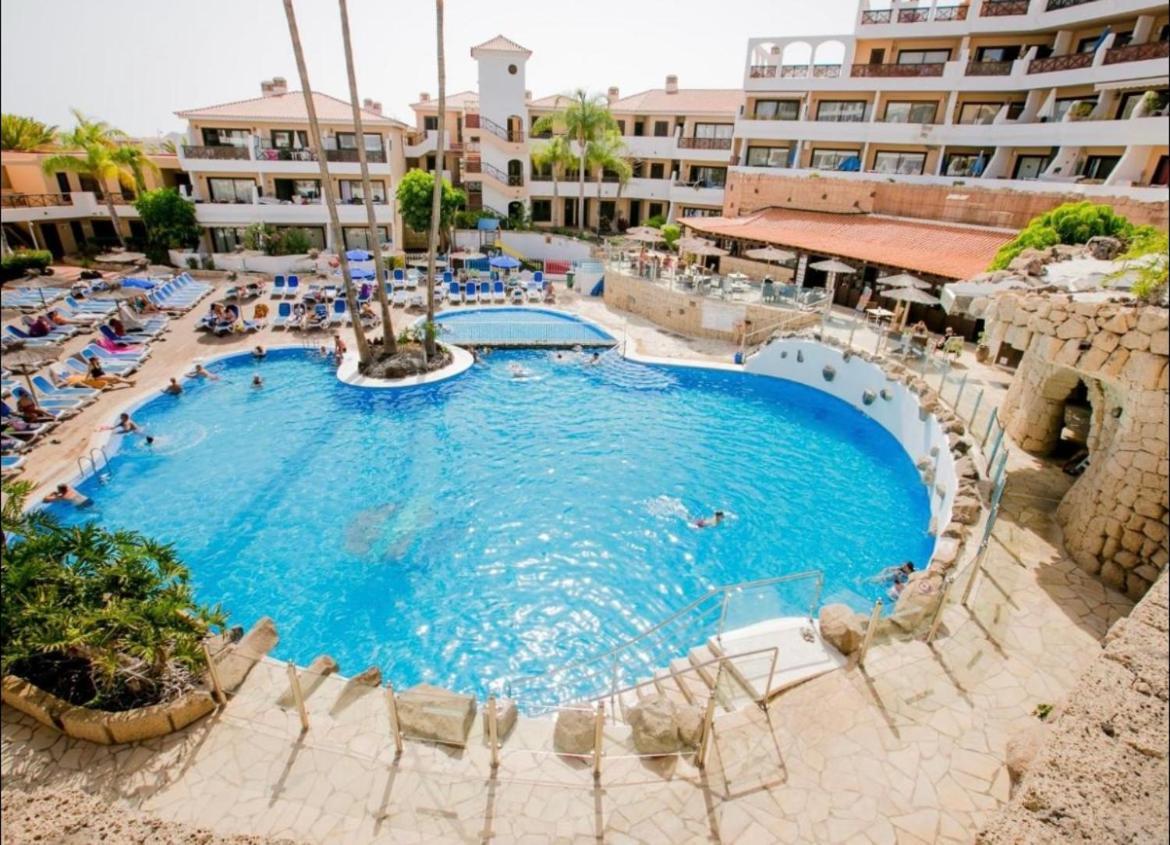 Wonderful Apartment With Pool And Wi-Fi ゴルフ・デル・スル エクステリア 写真