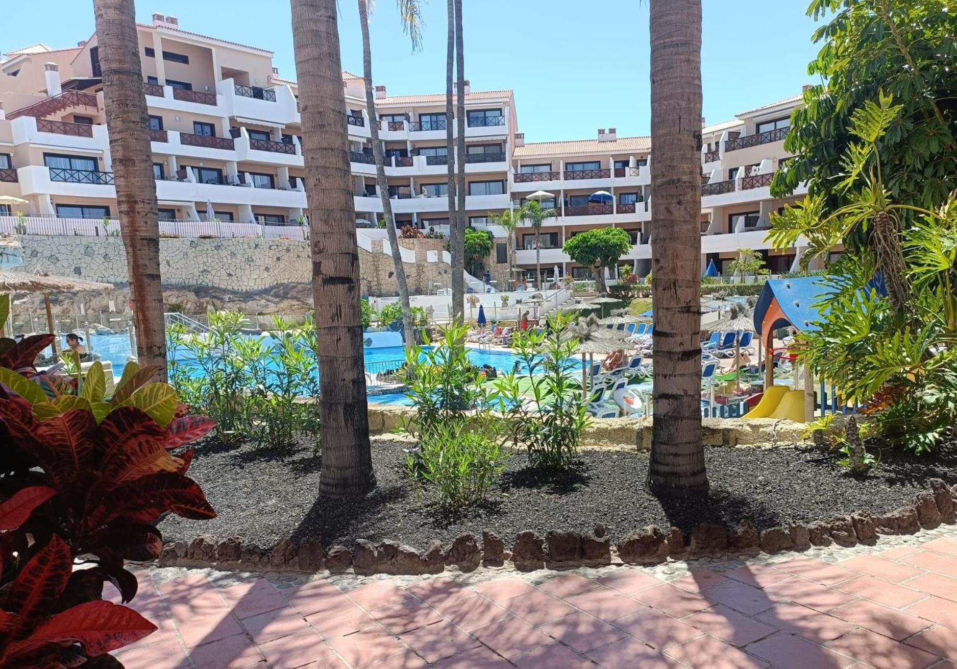Wonderful Apartment With Pool And Wi-Fi ゴルフ・デル・スル エクステリア 写真